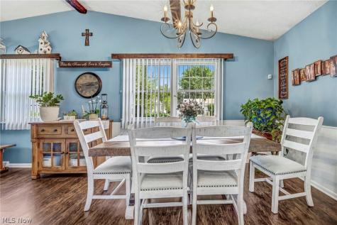 584 Stanley Road Akron OH 44312