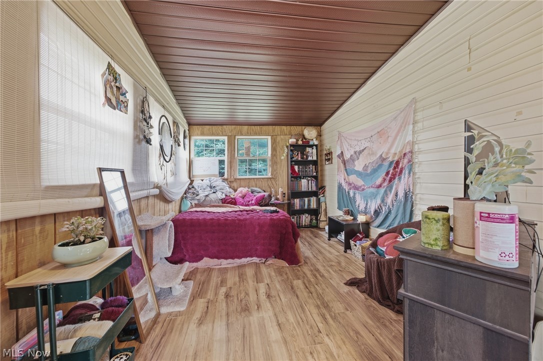 3839 E Sterling Road Creston OH 44217
