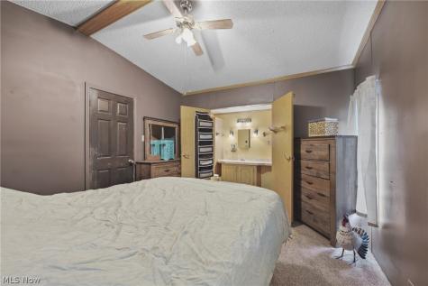 3839 E Sterling Road Creston OH 44217