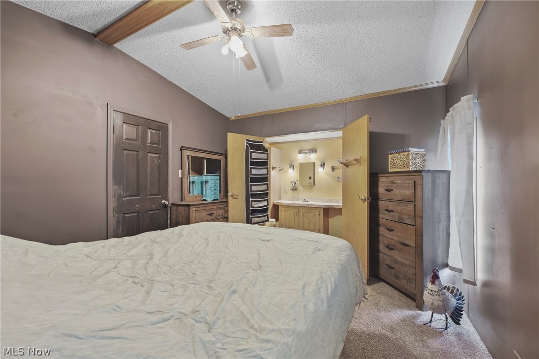 3839 E Sterling Road Creston OH 44217