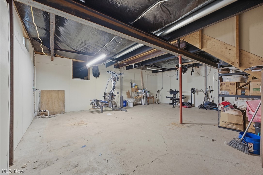 3839 E Sterling Road Creston OH 44217