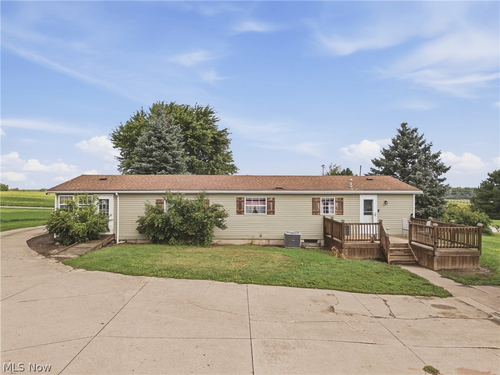 3839 E Sterling Road Creston OH 44217