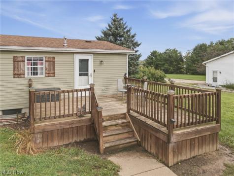 3839 E Sterling Road Creston OH 44217