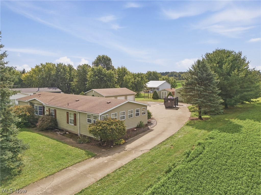 3839 E Sterling Road Creston OH 44217