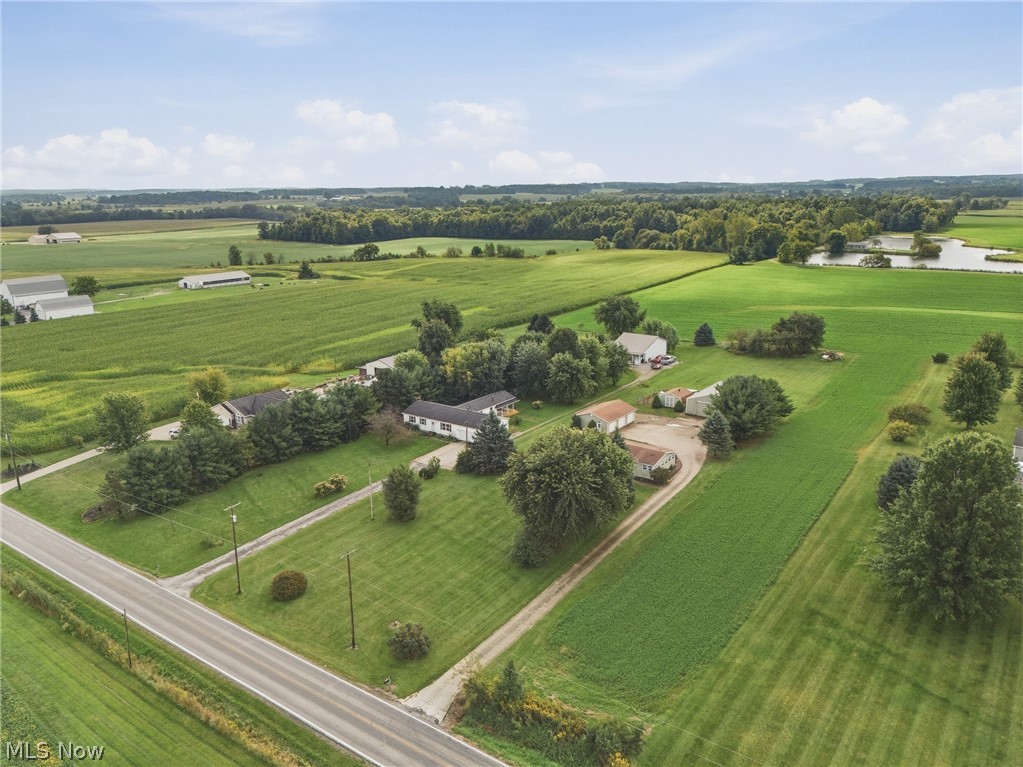 3839 E Sterling Road Creston OH 44217