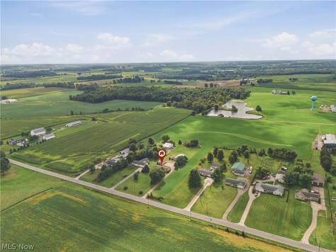 3839 E Sterling Road Creston OH 44217