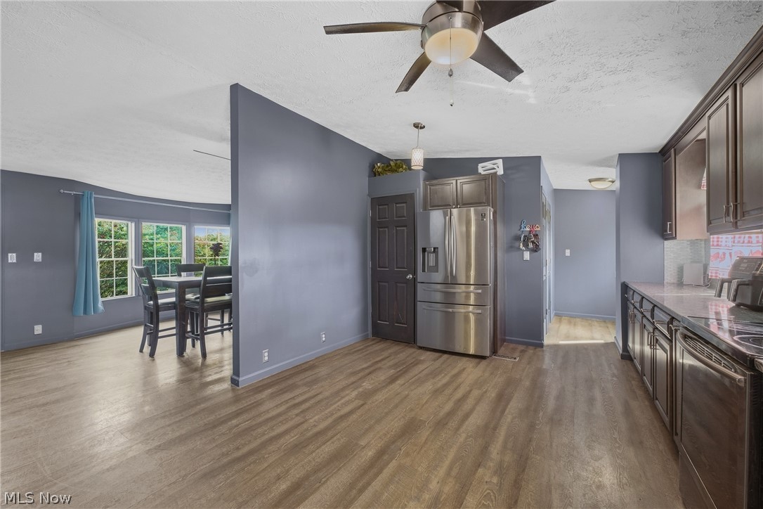 3839 E Sterling Road Creston OH 44217