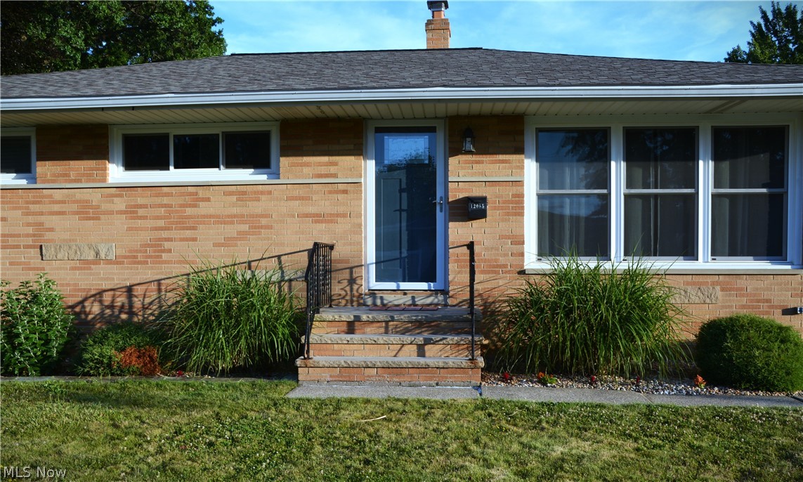 12085 Stormes Drive Parma OH 44022