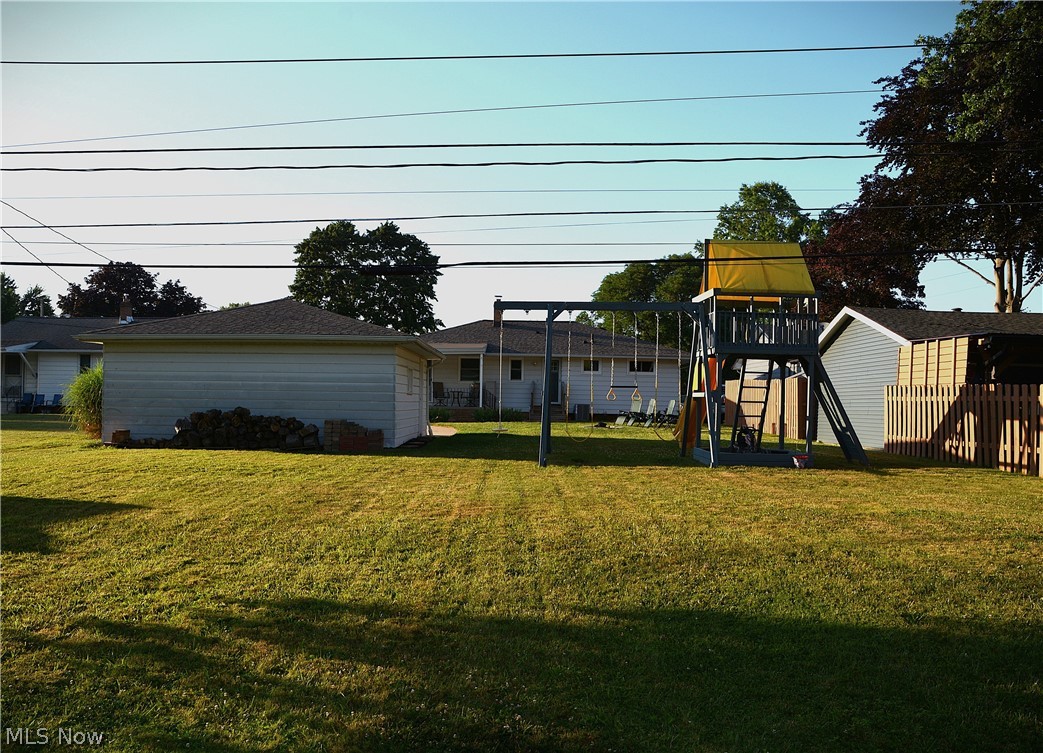 12085 Stormes Drive Parma OH 44022