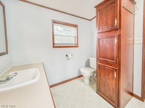 356 Golfway Drive Painesville OH 44077