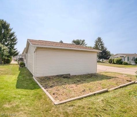 356 Golfway Drive Painesville OH 44077