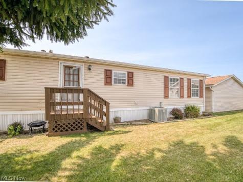 356 Golfway Drive Painesville OH 44077