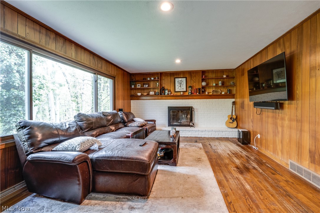 2295 Woodpark Road Akron OH 44333