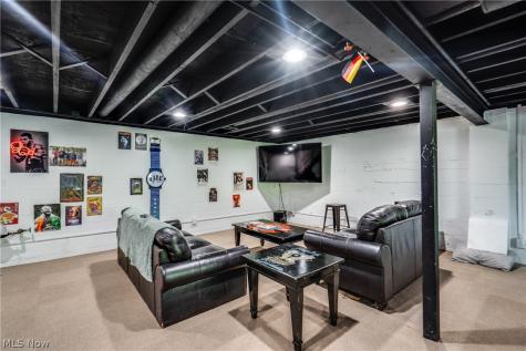 2295 Woodpark Road Akron OH 44333