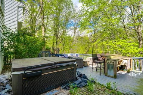 2295 Woodpark Road Akron OH 44333
