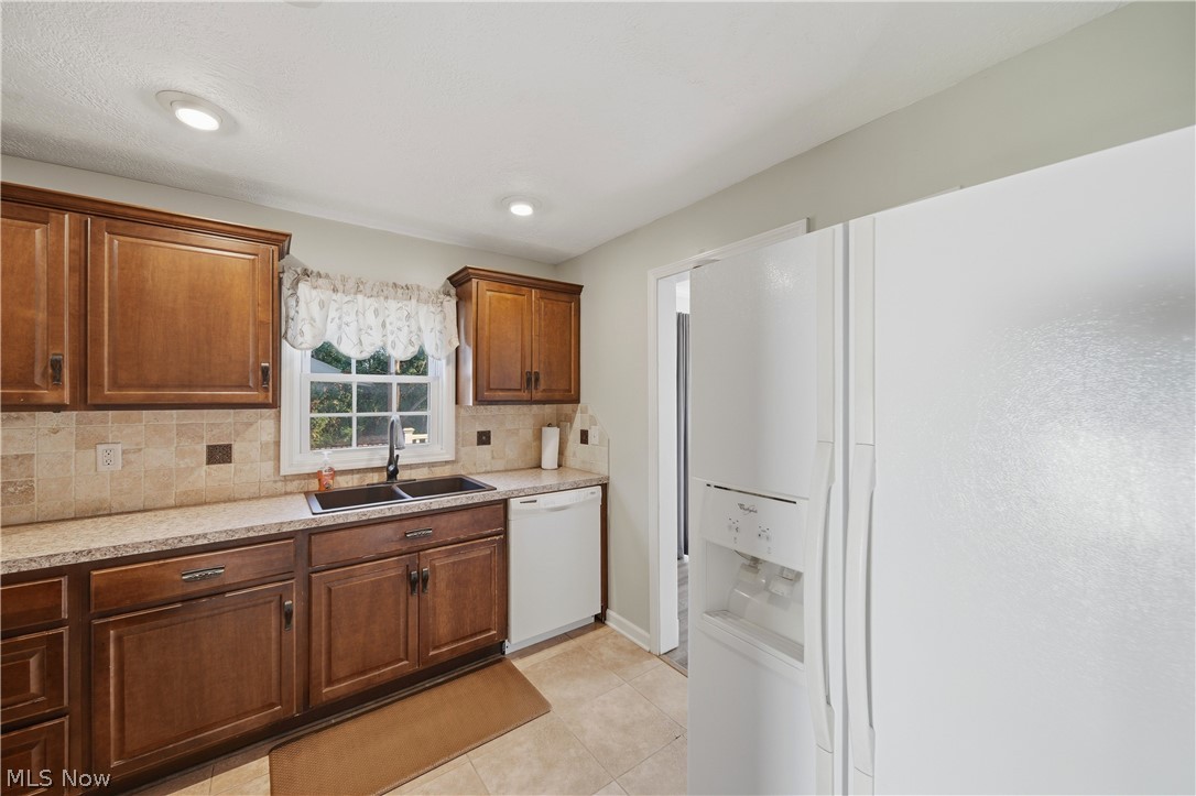123 Marvella Drive NE Canton OH 44714