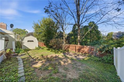 123 Marvella Drive NE Canton OH 44714