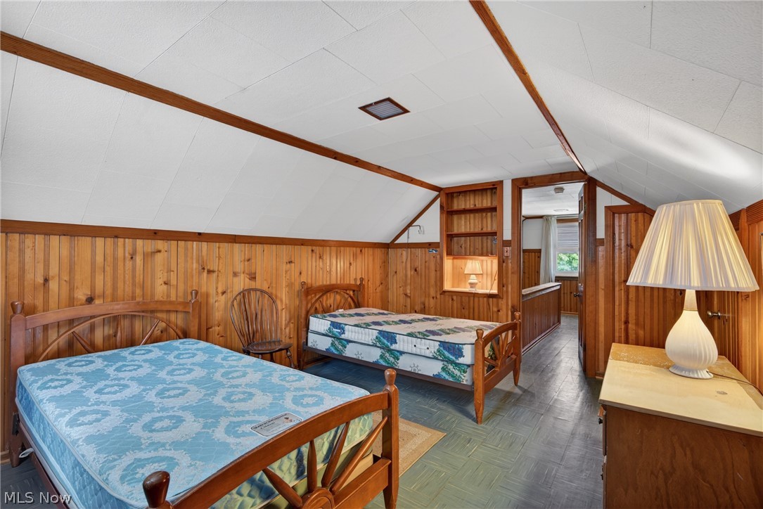23660 Colbourne Road Euclid OH 44123