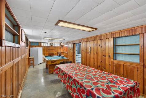 23660 Colbourne Road Euclid OH 44123