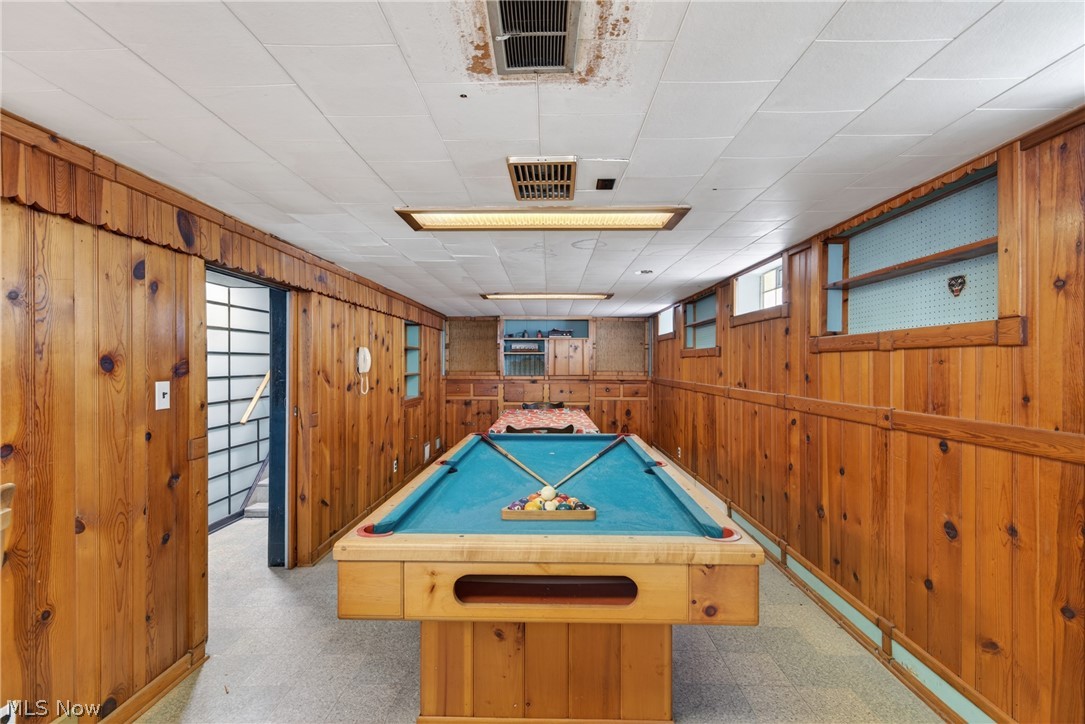 23660 Colbourne Road Euclid OH 44123