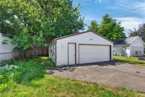 23660 Colbourne Road Euclid OH 44123