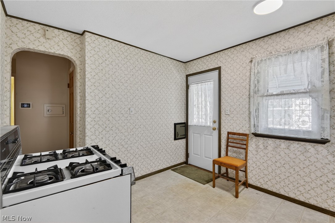 23660 Colbourne Road Euclid OH 44123