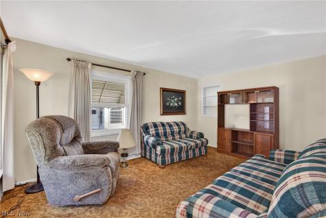 23660 Colbourne Road Euclid OH 44123