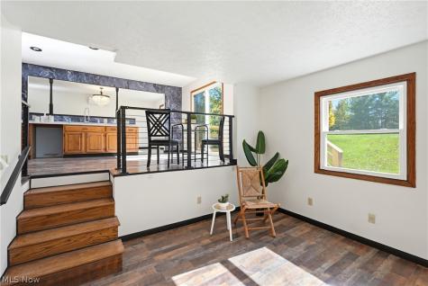 1403 E Easton Road Creston OH 44217