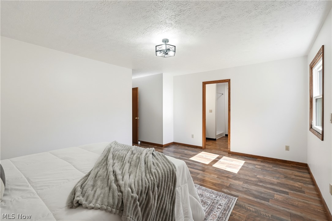 1403 E Easton Road Creston OH 44217