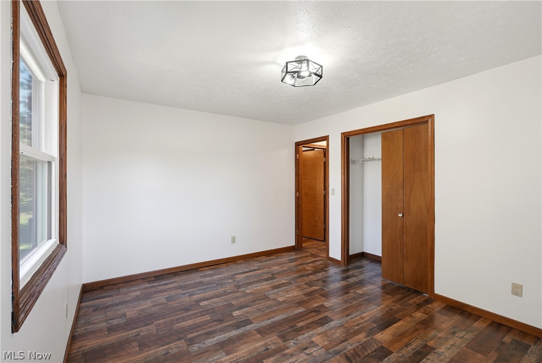 1403 E Easton Road Creston OH 44217