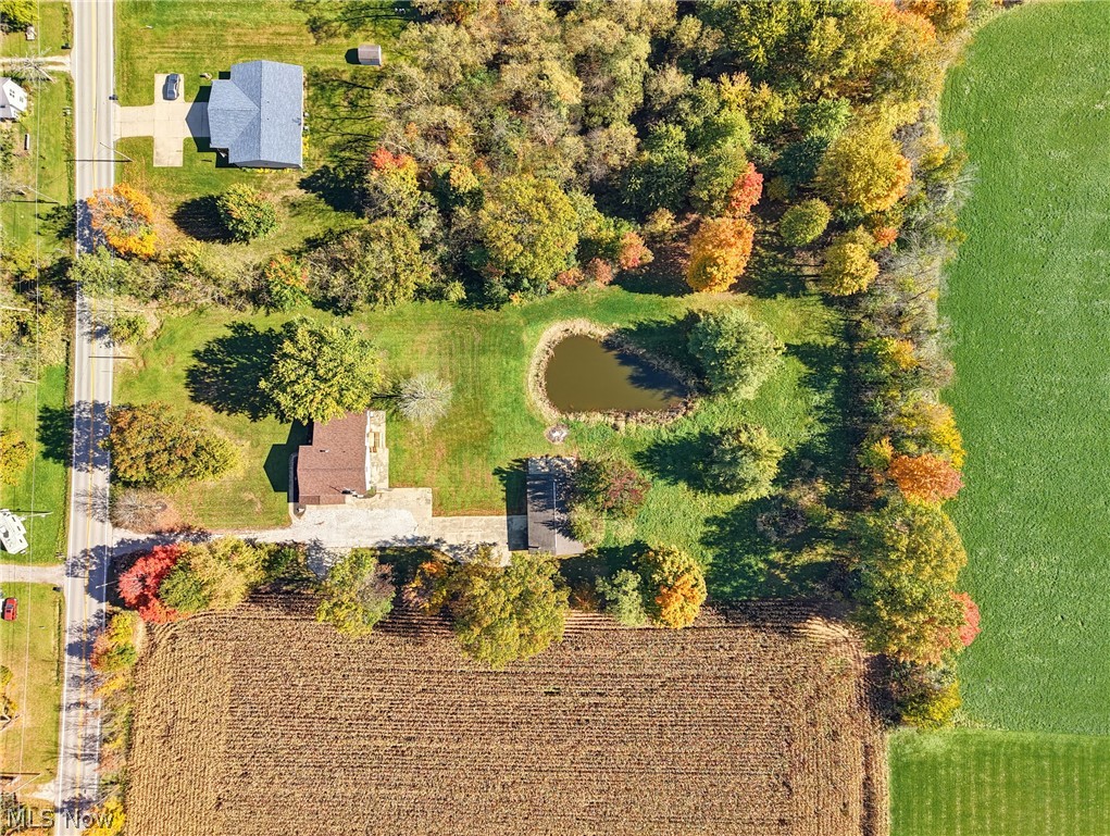 1403 E Easton Road Creston OH 44217
