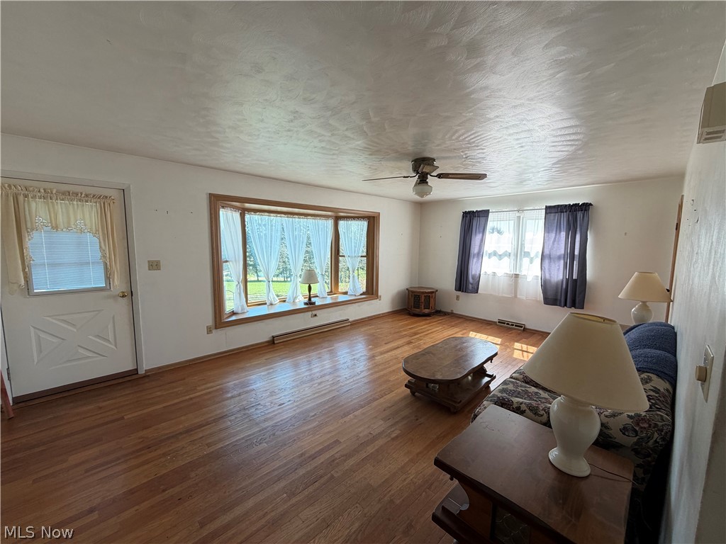 11069 State Route 170 Negley OH 44441
