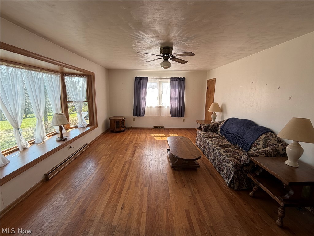 11069 State Route 170 Negley OH 44441