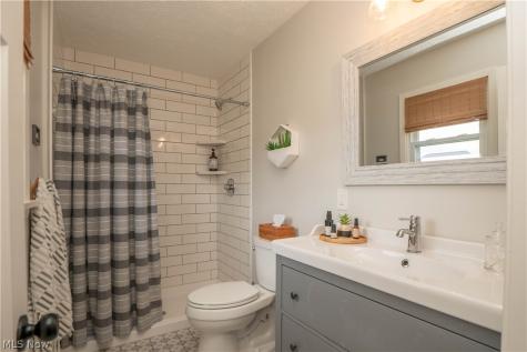 845 9th Street NE North Canton OH 44720