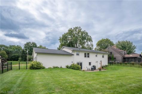 845 9th Street NE North Canton OH 44720