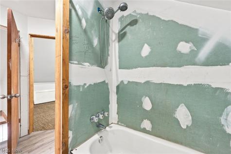 21713 State Route 301 Wellington OH 44090