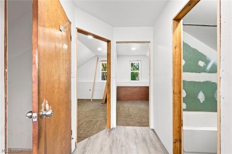 21713 State Route 301 Wellington OH 44090