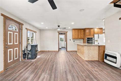 21713 State Route 301 Wellington OH 44090