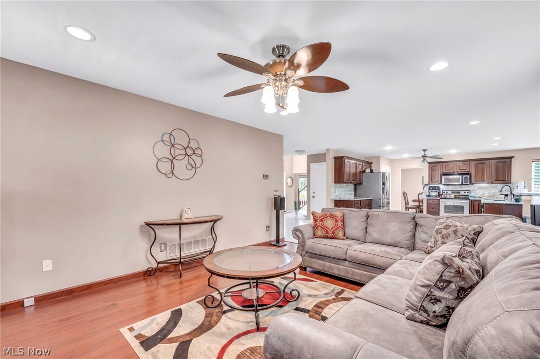 7278 Kentucky Drive Bedford OH 44146