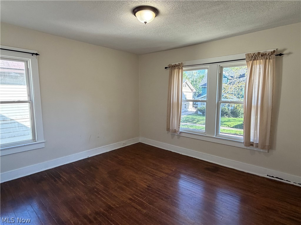 955 Amelia Avenue Akron OH 44302