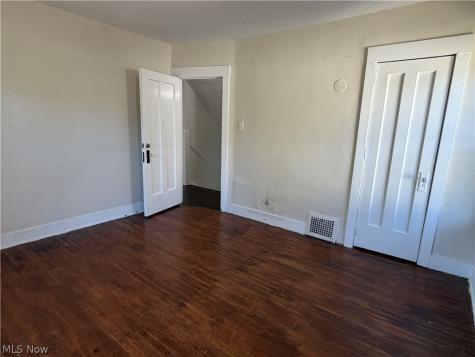955 Amelia Avenue Akron OH 44302