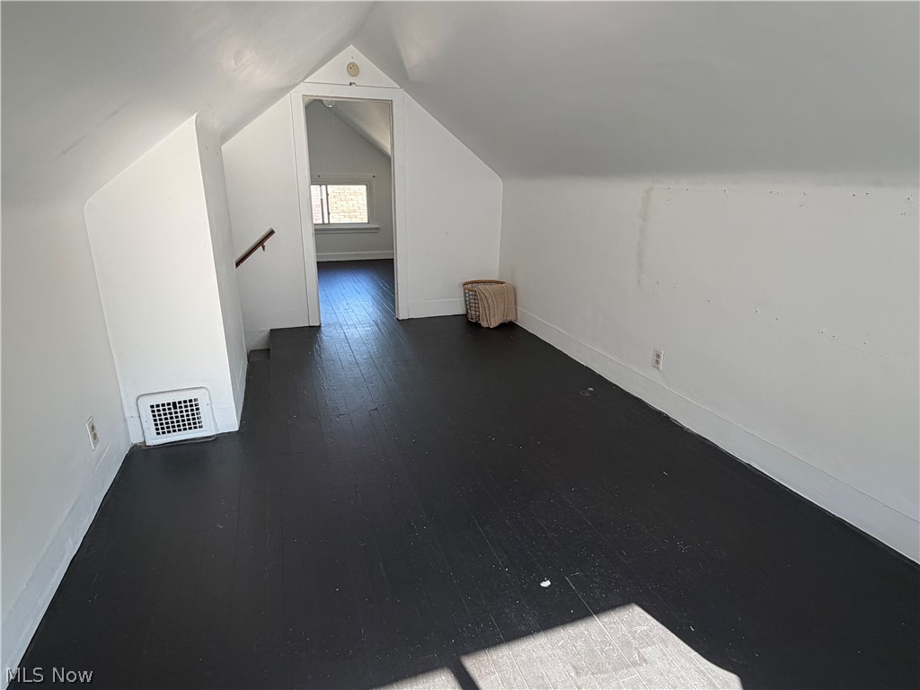 955 Amelia Avenue Akron OH 44302