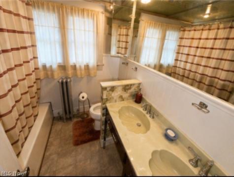 1737 Cumberland Road Cleveland Heights OH 44118