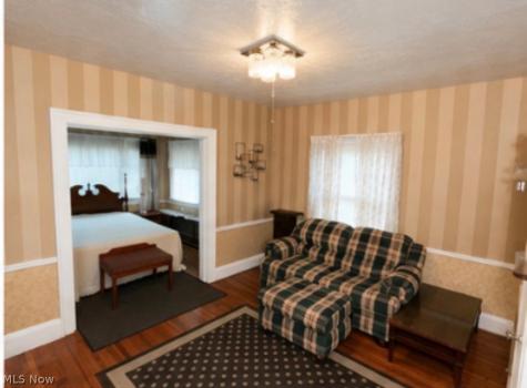 1737 Cumberland Road Cleveland Heights OH 44118