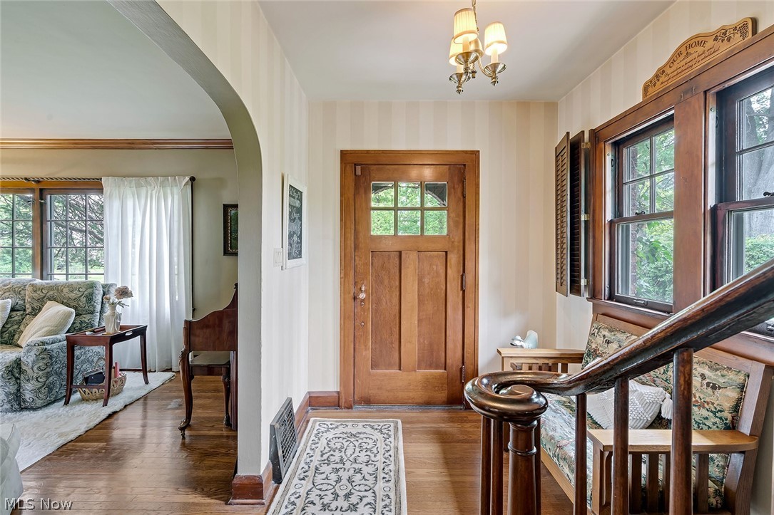 19 Overlook Boulevard Struthers OH 44471