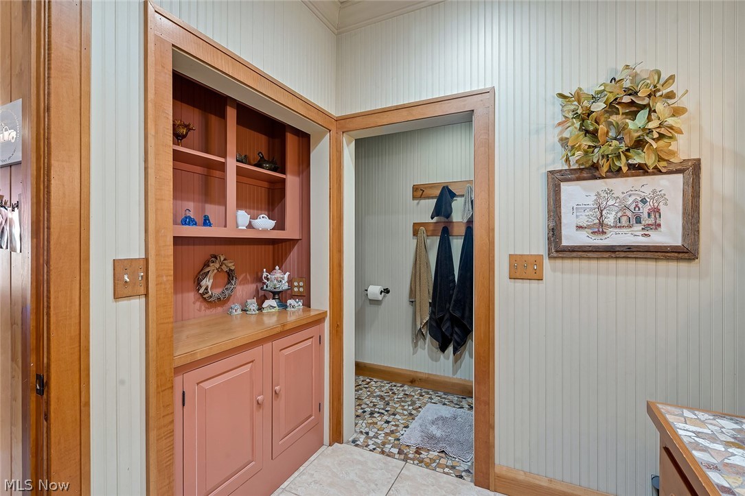 19 Overlook Boulevard Struthers OH 44471
