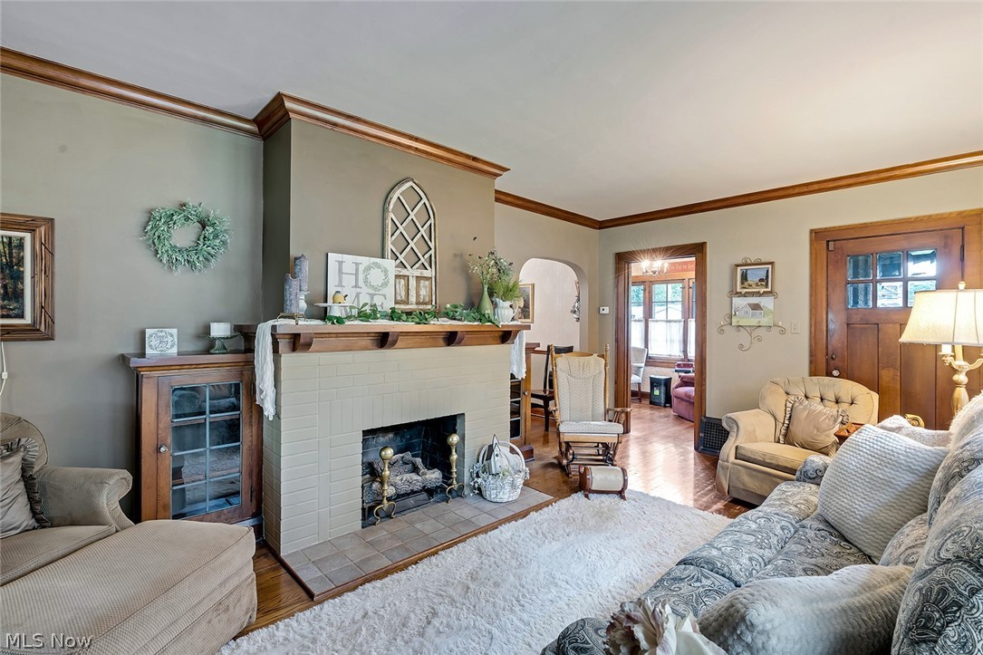 19 Overlook Boulevard Struthers OH 44471