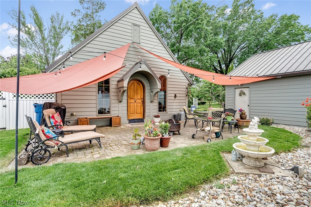 19 Overlook Boulevard Struthers OH 44471
