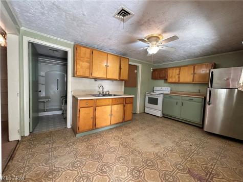 11970 Easton Street NE Alliance OH 44601