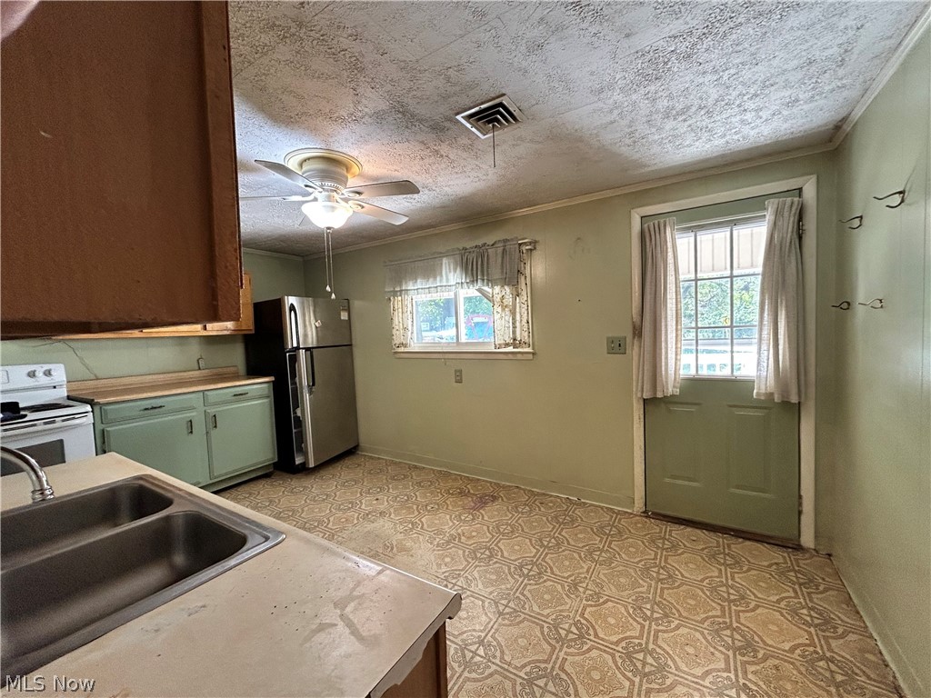 11970 Easton Street NE Alliance OH 44601
